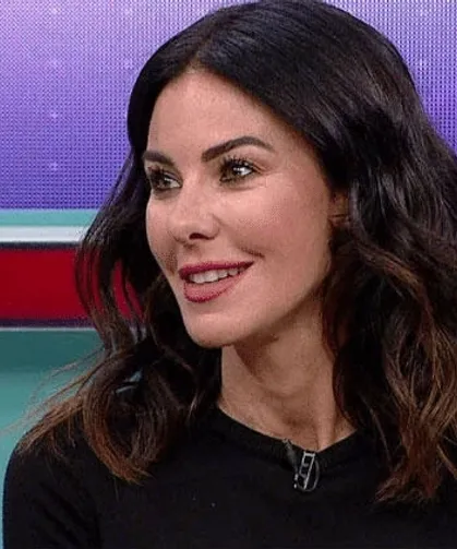 Defne Samyeli’den Sert Mesaj: “Kanımızın Son Damlasına Kadar Atatürkçüyüz”