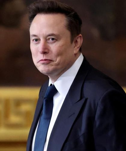 Elon Musk Tarihe Geçti: Dünyanın İlk Trilyoneri Oldu