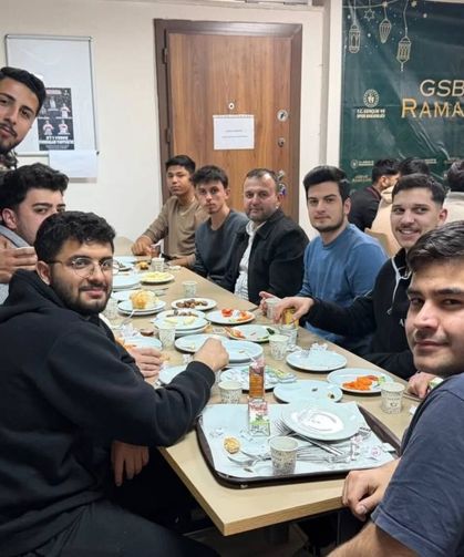 AK Parti Osmaniye Teşkilatı, KYK Yurdundaki Gençlerle Sahurda Buluştu