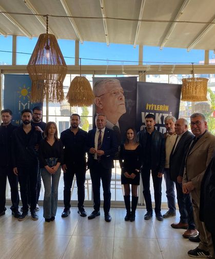 Kadirli’de İYİ Parti’ye Genç Akını