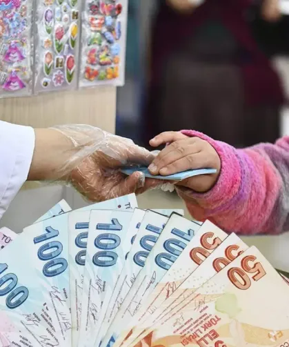 İstanbul’da Öğrencilere Kantin Kartı Desteği  Aylık 2 Bin TL Verilecek