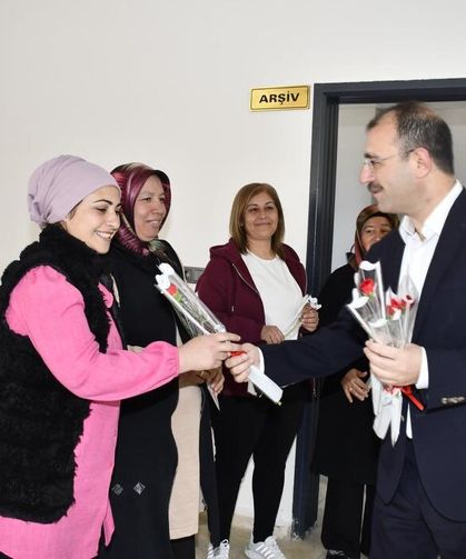 Kaymakam Dolu’dan Kadın Personele Ziyaret