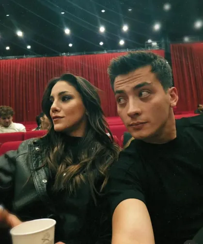 Uzak Şehir’in Oyuncuları Dilin Döğer ve Atakan Özkaya Aşklarını Doğruladı