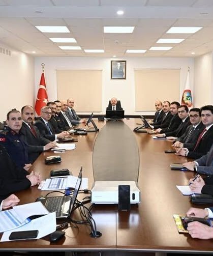 Vali Serdengeçti Başkanlığında Asayiş Toplantısı