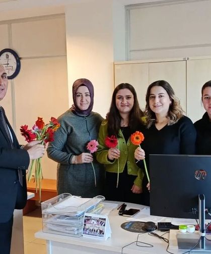 SGK Osmaniye’de Kadınlara Karanfil