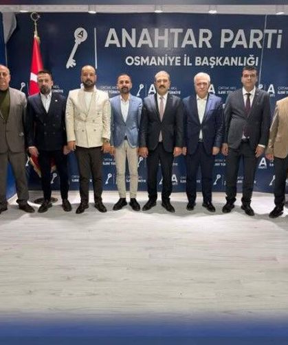 Osmaniye’de Parti Yöneticileri Bir Araya Geldi