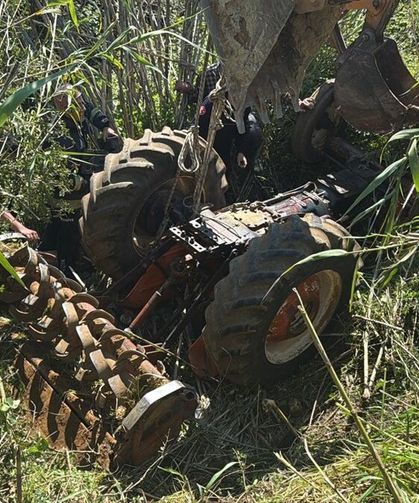 Antalya'da traktörün altında kalan emekli polis öldü