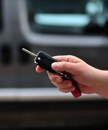 Emekliye ÖTV İndirimi Meclis Gündeminde: Hangi Emekliler Yararlanacak?