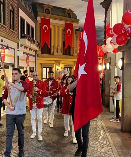 23 Nisan’da Hangi Kurumlar Kapalı Olacak?