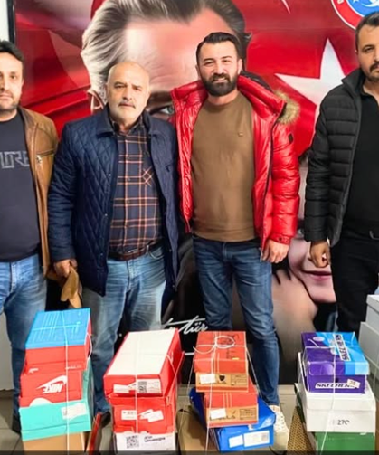 Okuduğu Okula Anlamlı Vefa