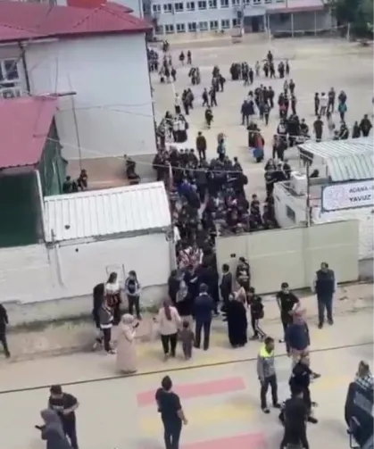 Adana'da Bir Okulda Silah Sesleri Paniğe Neden Oldu