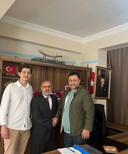 Toprakkale’de Esnaf Çocuklarına Eğitimde Büyük Destek