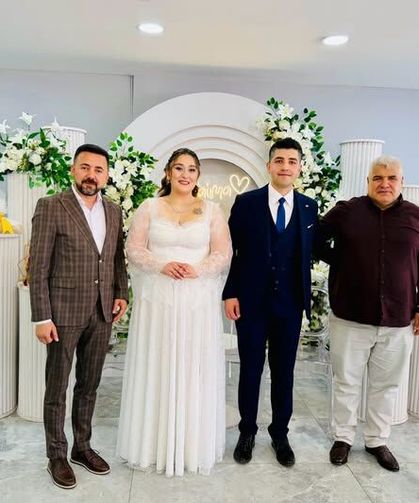 AK Parti Düziçi İlçe Başkanı Turgut Kararmaz Genç Çifti Yalnız Bırakmadı