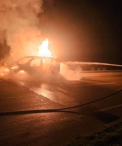 Arsuz’da Seyir Halindeki Araç Alev Aldı