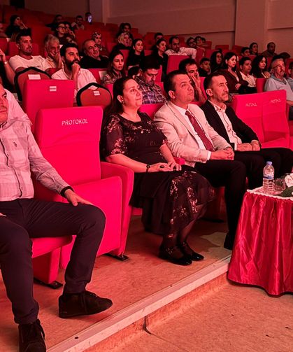 Kaymakam Keklik Tiyatro Gösterimini Öğretmenlerle İzledi