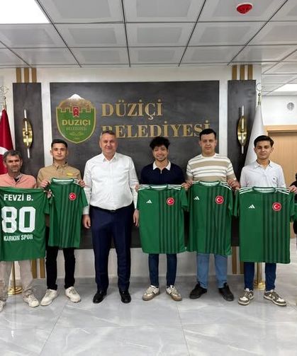 Düziçi Belediye Başkanı İba'dan  Karkın Spor’a Forma Desteği Geldi