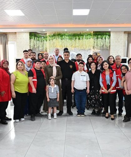 Kadirli’de Engelliler Haftası’na Özel Sevgi İzi Etkinliği