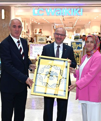 Osmaniye’de Sanat Sokağı Sergisi