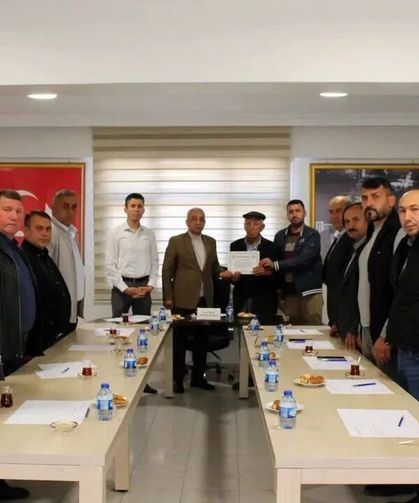 Başkan Veli Fidan’dan Arsa Bağışı Yapan Vatandaşa Teşekkür Belgesi