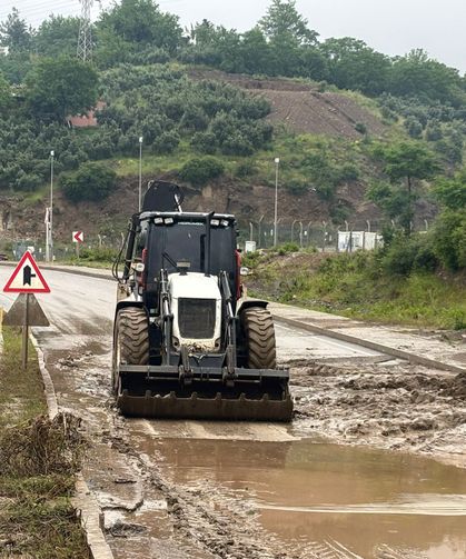 Yarbaşı’nda Su Baskınlarına Karşı Ekipler Sahada
