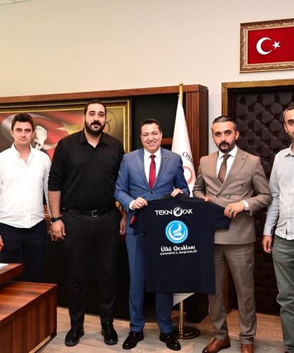 Ülkü Ocakları’ndan Rektör Uzun’a Ziyaret
