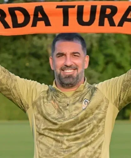 Arda Turan, Ukrayna'da Sezonun Teknik Direktörü Seçildi