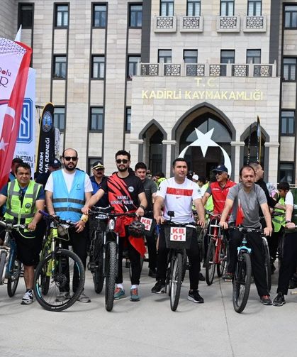 Kadirli'de Sağlıklı Nesiller İçin Pedal Çevirdiler