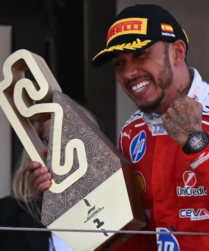 Lewis Hamilton Ferrari ile İlk Zaferini Barcelona'da Elde Etti