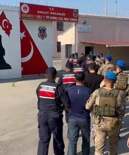 Osmaniye'de 2 kişinin yaralandığı silahlı saldırıya ilişkin gözaltına alınan 6 zanlı tutuklandı