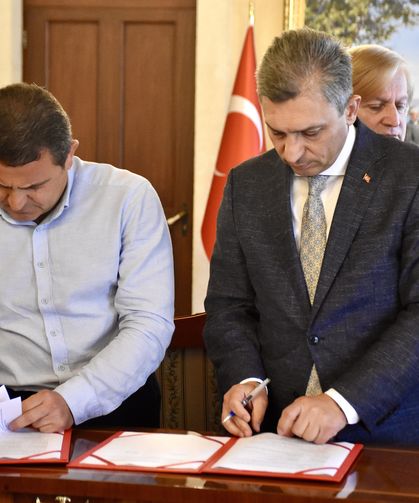 Antalya'da Topçu Yüzbaşı Mustafa Ertuğrul Aker Bataryası'nın ihyası için iş birliği protokolü imzalandı
