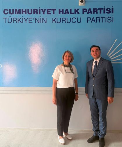 CHP Osmaniye'de İlk Kadın Merkez İlçe Başkanı Belirlendi