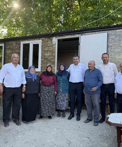 Gediz’de İhtiyaç Sahibi Vatandaşa Konteyner Ev Desteği