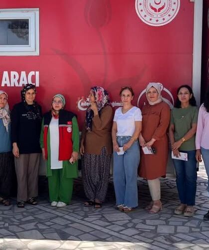 Toprakkale'de Mobil Sosyal Hizmet Desteği