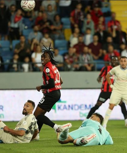 Gençlerbirliği ile Erzurumspor Yenişemedi: 1-1