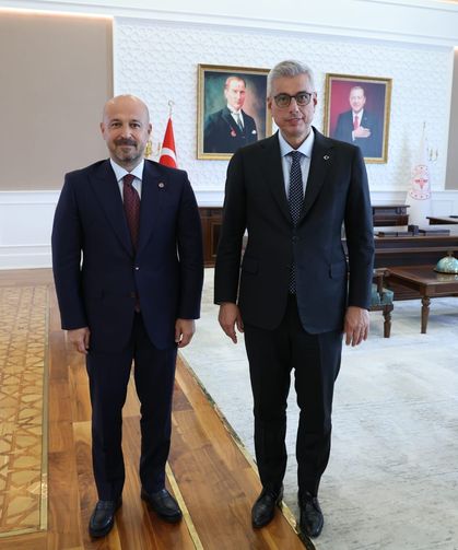 Adana İl Sağlık Müdürü Halil Nacar'ın görev süresi uzatıldı