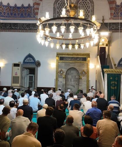 Antalya'da Mevlit Kandili dualarla idrak edildi