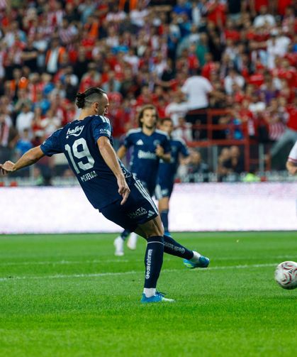 Fenerbahçe Samsun’da 2 Golle Kazandı Oğuz Aydın Damgası