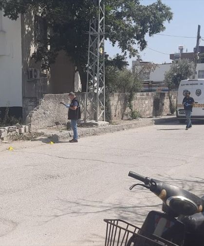 GÜNCELLEME - Adana'da bir kişi boşanma aşamasındaki eşini öldürüp baldızını yaraladı