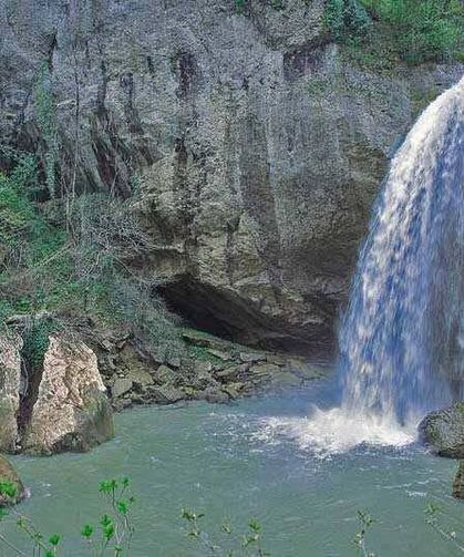 Sakarya’daki Doğançay Şelalesi Doğaseverleri Büyülüyor