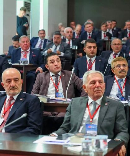 Tekerek’ten CHP’de Tüzük Kurultayı Çağrısı