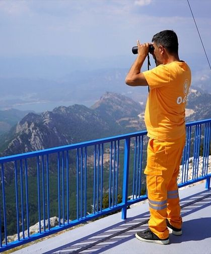 Akçal Kulesi'nden Isparta, Antalya ve Burdur ormanları 7/24 izleniyor