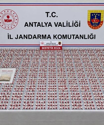 Antalya'da uyuşturucu operasyonunda 2 şüpheli yakalandı
