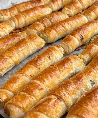 Hazır Yufkayla El Açması Lezzetinde Çıtır Börek Nasıl Yapılır?