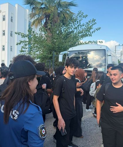 Bozyazı'da okul çevreleri ve servis araçları denetlendi