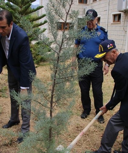 Bozyazı'da 'Okuma Salonu ve Sosyal Yaşam Alanı' açıldı