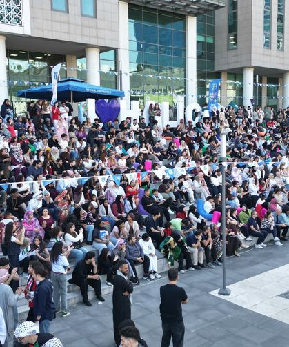 Haliç Üniversitesi'nden deprem bölgesine 3 bin 500 fidan