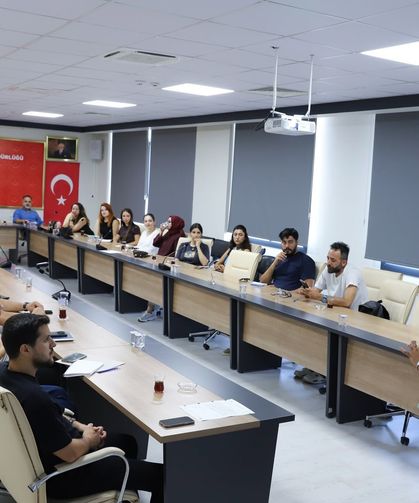 Hatay Aile ve Sosyal Hizmetler personeline bağımlılıkla mücadele eğitimi