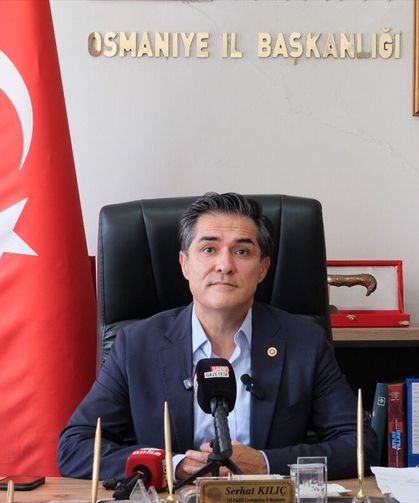 İYİ Parti Sözcüsü Kavuncu, Osmaniye'de partililerle görüştü
