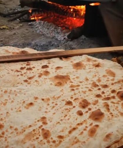 Osmaniye’de Odun Ateşinde Yufka Ekmek Geleneği Yaşıyor