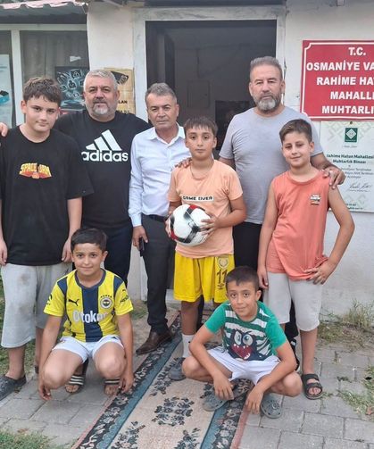 Rahime Hatun Mahallesi’nde Çocuklara Futbol Topu Sevinci